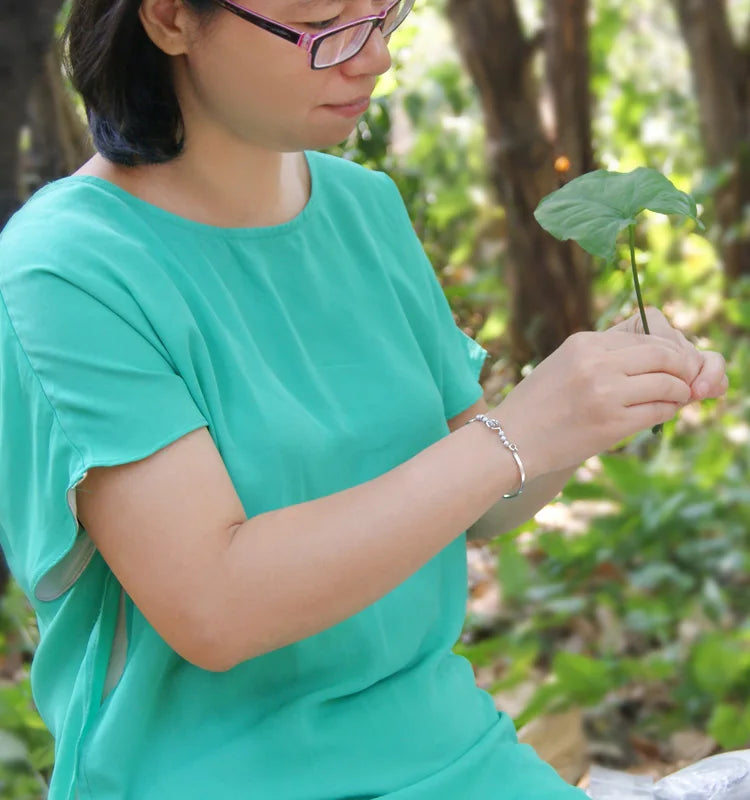 Flower Frosted Bracelet