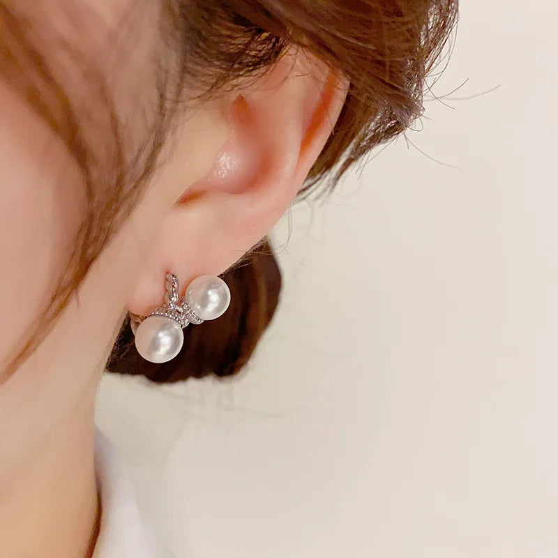 Pearl Sweet Cool Light Earrings