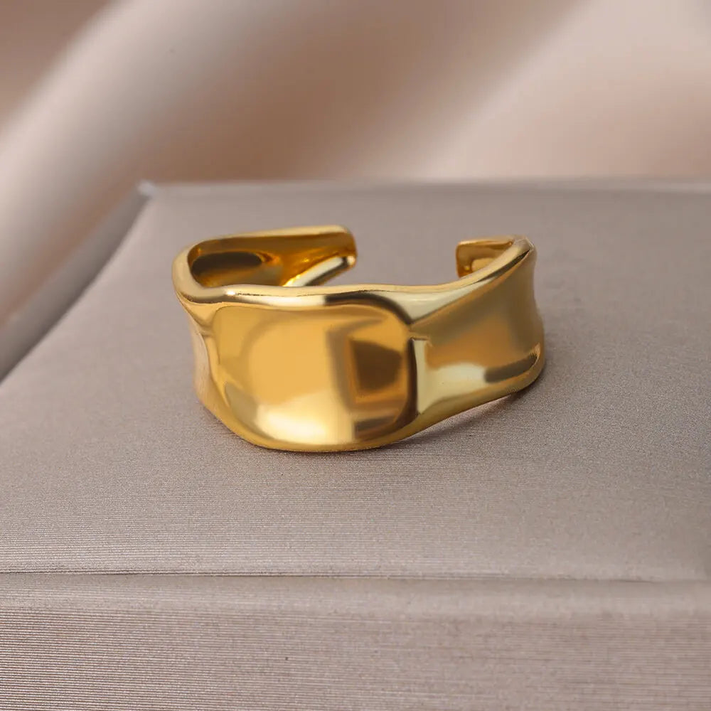 49910807855424|49910808543552