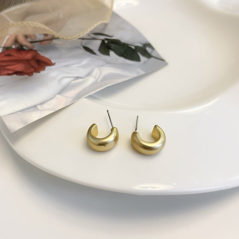 Matte Gold Hoop Round Earrings