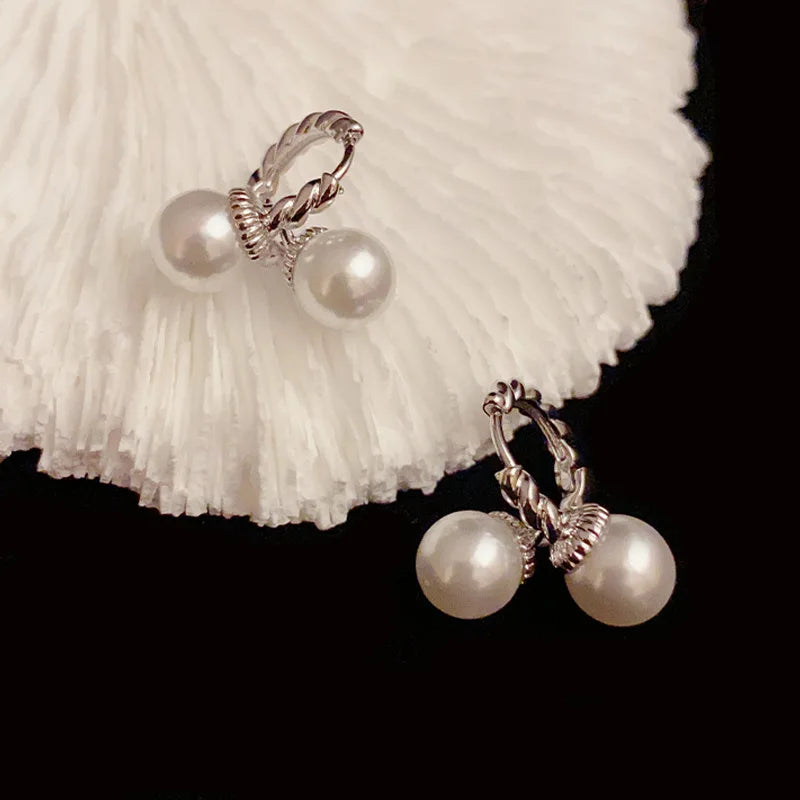 Pearl Sweet Cool Light Earrings