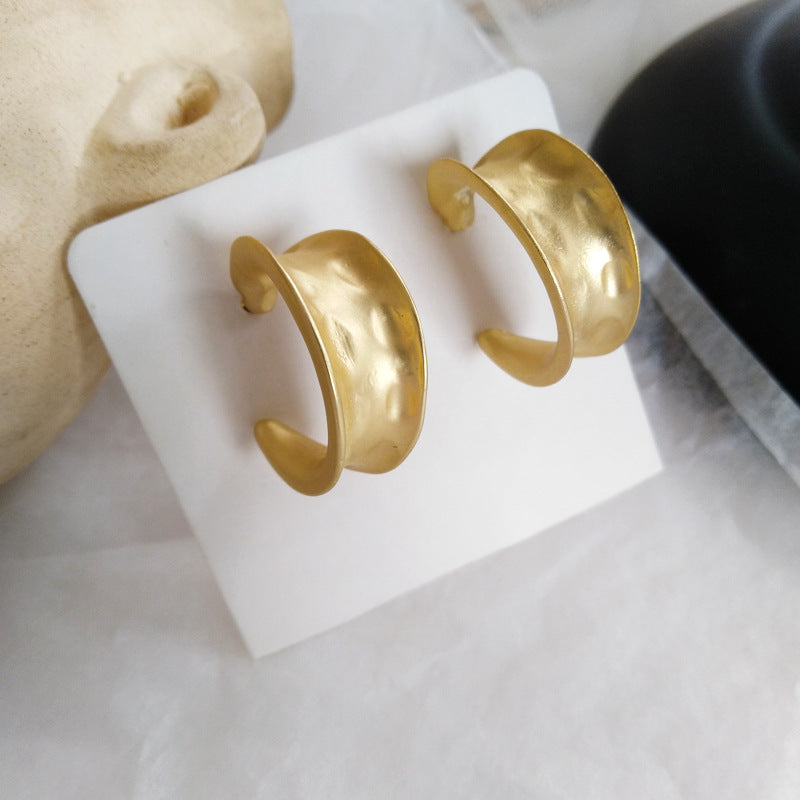 Matte Gold Hoop Round Earrings