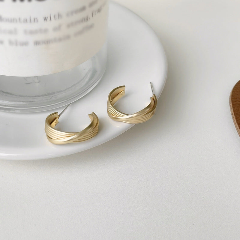 Matte Gold Hoop Round Earrings